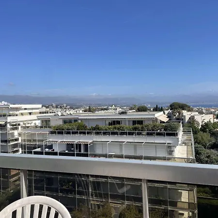 Appartement Juan Les Pins, 1 Piece, 4 Personnes - Fr-1-252-189