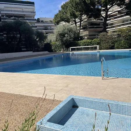 Juan Les Pins, 1 Piece, 4 Personnes - Fr-1-252-189 Antibes